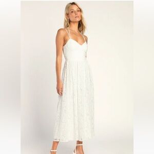 Lulus Striving for Elegance White Lace Bustier Midi Dress Sz Small